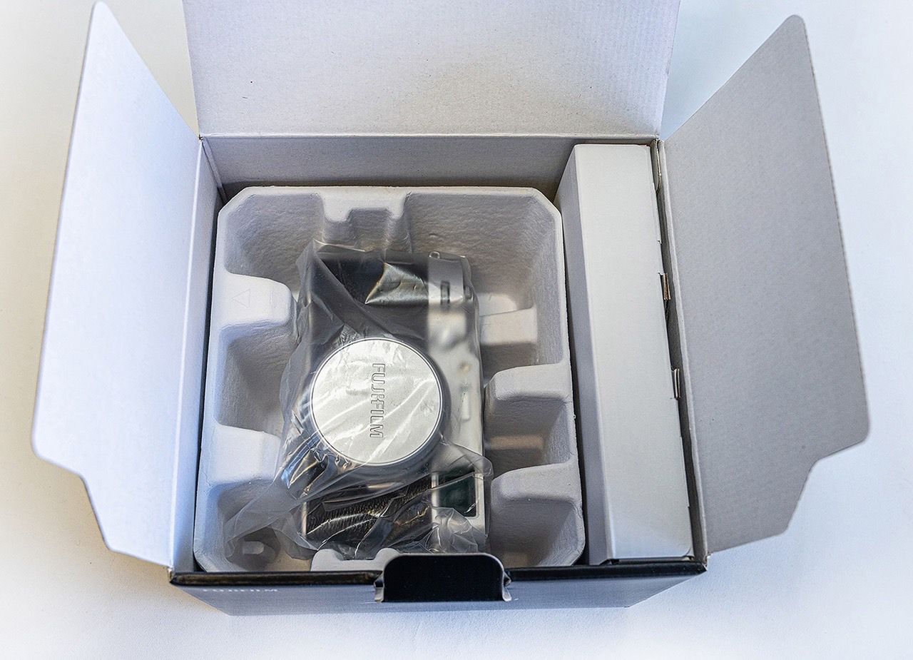 Fujifilm X100VI camera (Silver finish)