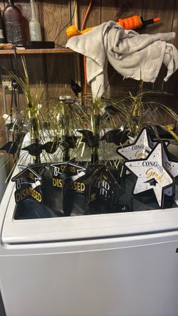 Graduation decorations
