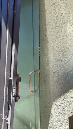 Shower glass doors