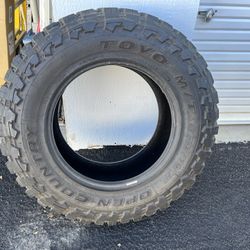 Toyo MT 275/70R18