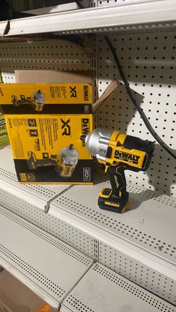 DEWALT 20V XR Impact Wrench DCF961B