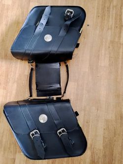Willie & Max saddlebags