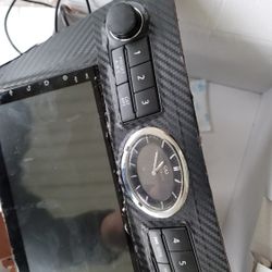 Infiniti M35 Aftermarket Radio 
