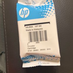 HP  Tricolor Cartridge  Num 64