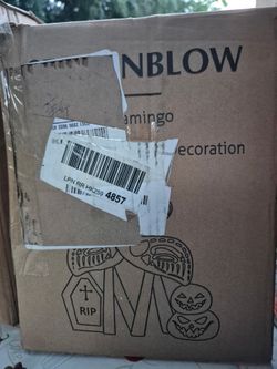 Halloween flamingos inflatable
