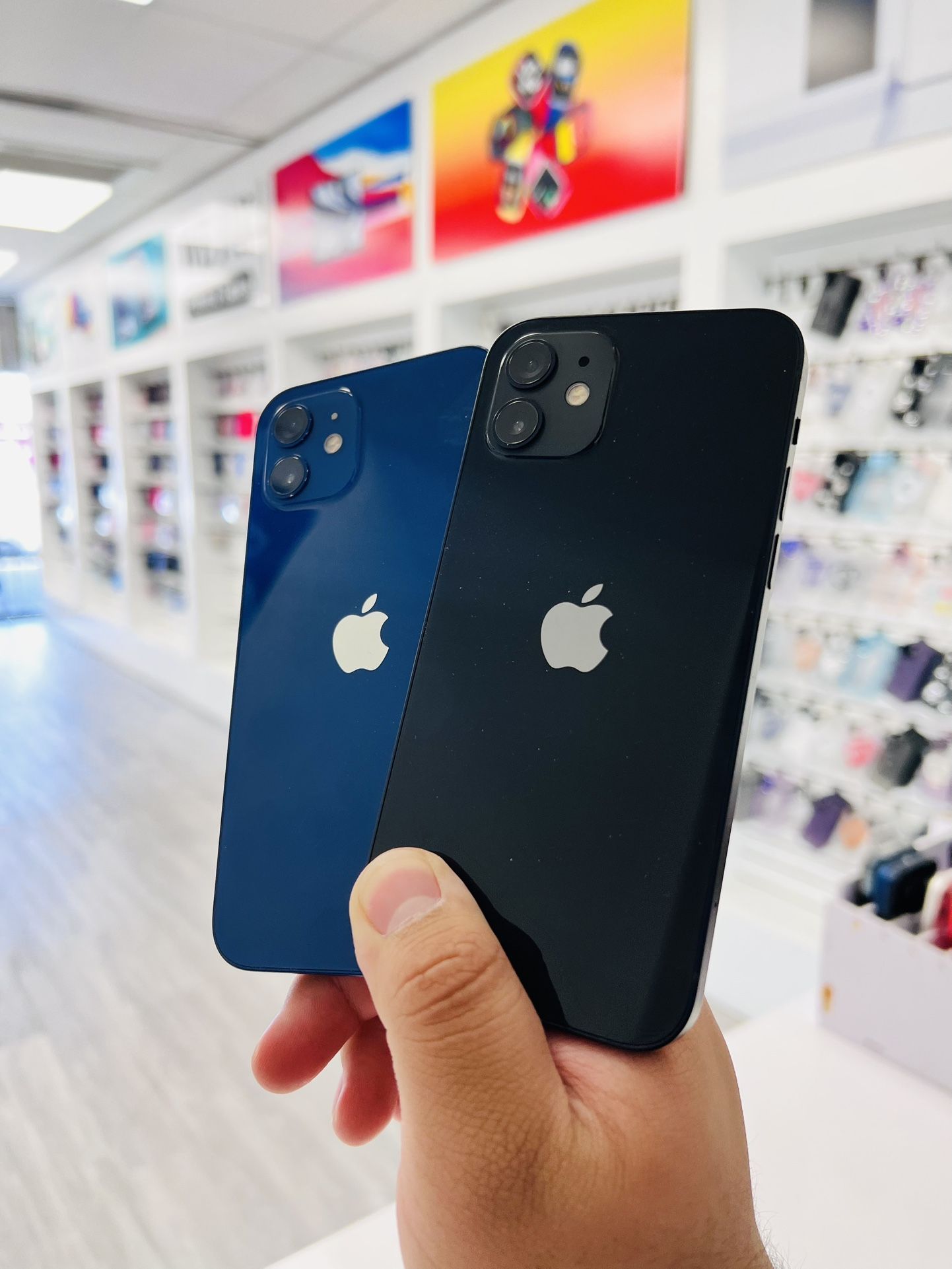 iPhone 12 64GB Unlocked