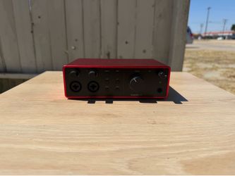 Focusrite Scarlett 4i4 Gen 4 USB Audio Interface