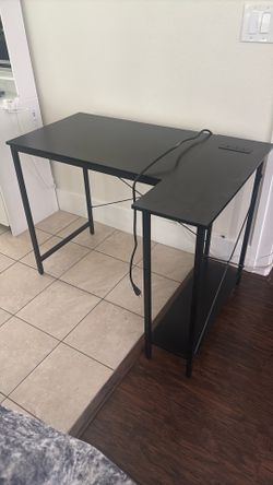 Free Corner Desk