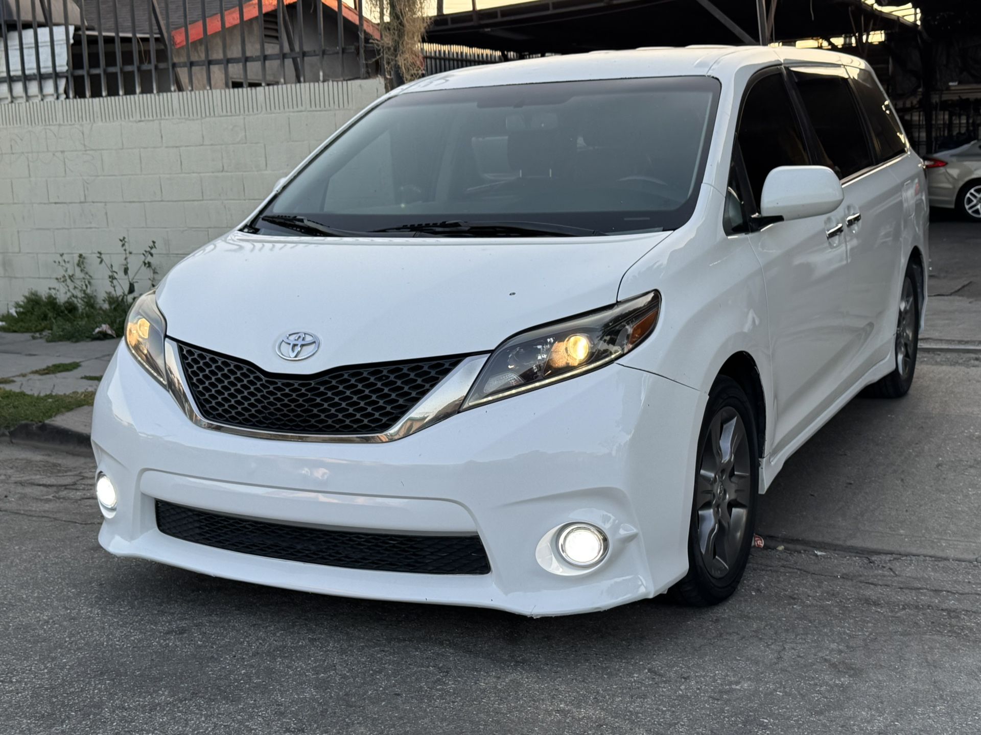 2015 Toyota Sienna