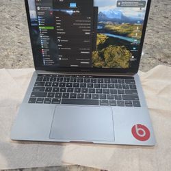 MacBook  Pro 