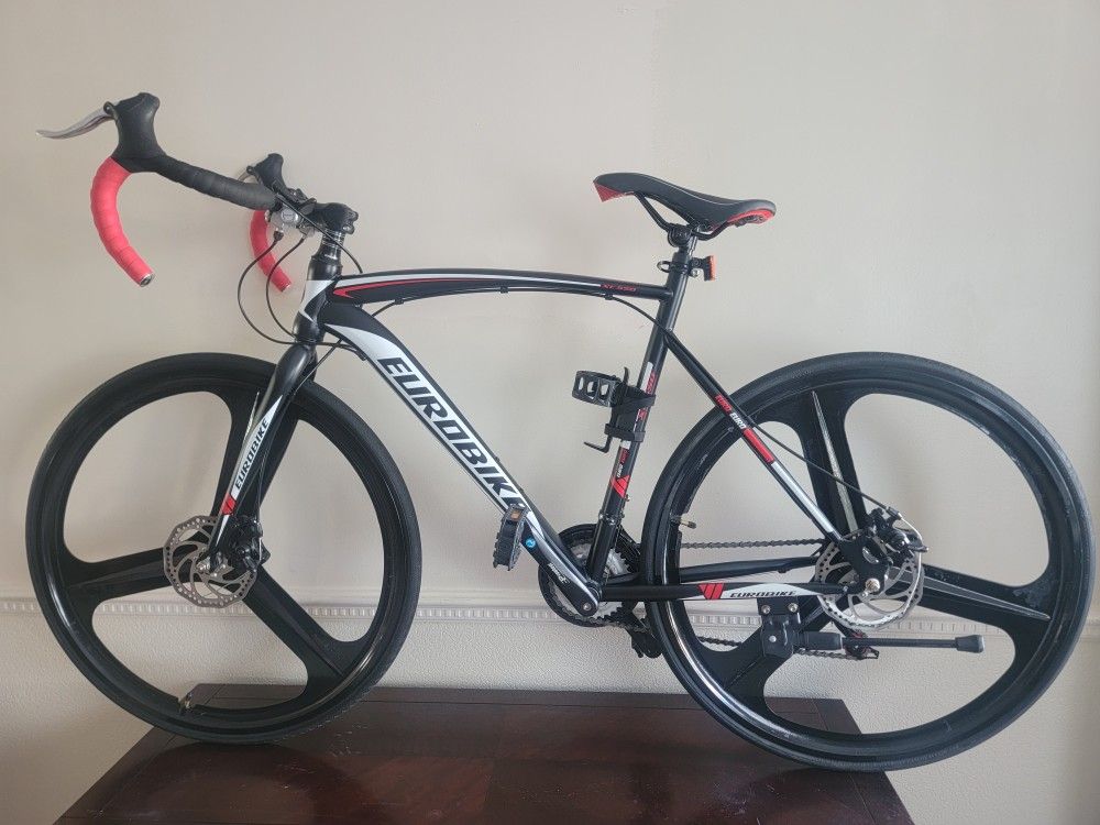 Eurobike XC550 Road Bike Exellent Condition$250