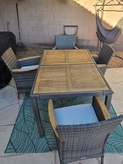 Patio table