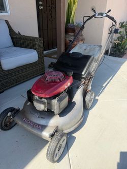 Honda lawnmower