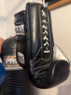 Cleto Reyes