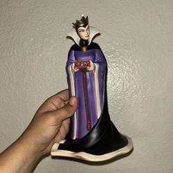 Walt Disney Classics Collection 1997 Snow White Evil Queen figurine