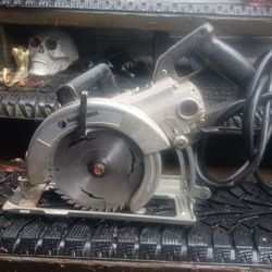  7 1/4 Inch Worm Drive Saw 