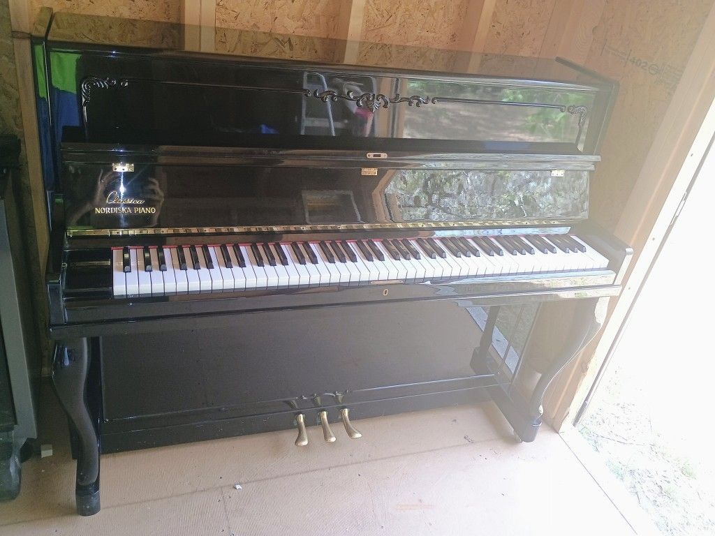 Classica Nordiska Piano