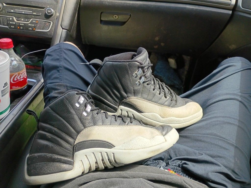Retro 12 Black And Grey Jordans Size 9