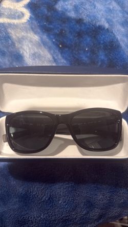 Lacoste black  polarized sunglasses with magnetic ends