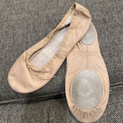 Capezio Ballet Shoes Sz 7M