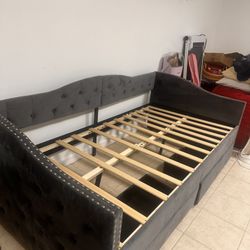 Twin Size Bed 