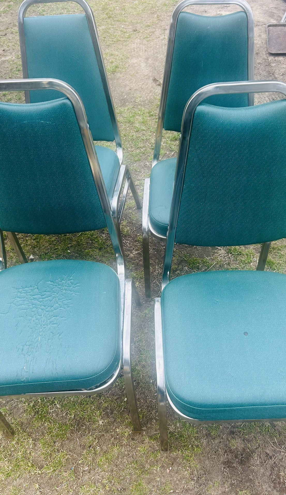 Four Chairs Chrome Frame Sturdy Minor Scratches