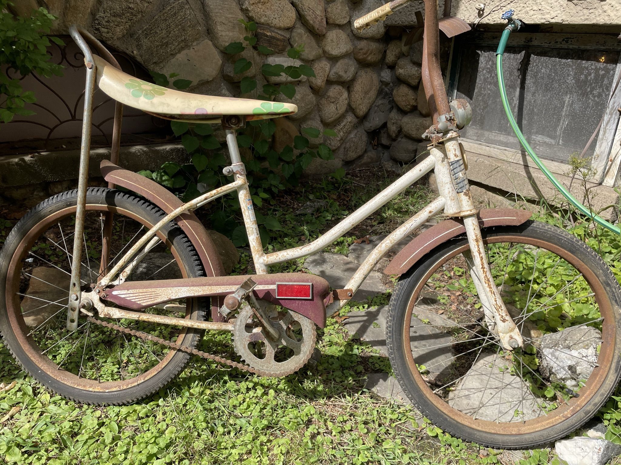 Vintage Iverson RoadRunner Muscle Bicycle