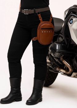 🏍️Black Stitch Label Leather Thigh Bag — Brown, Rare, Barely Worn