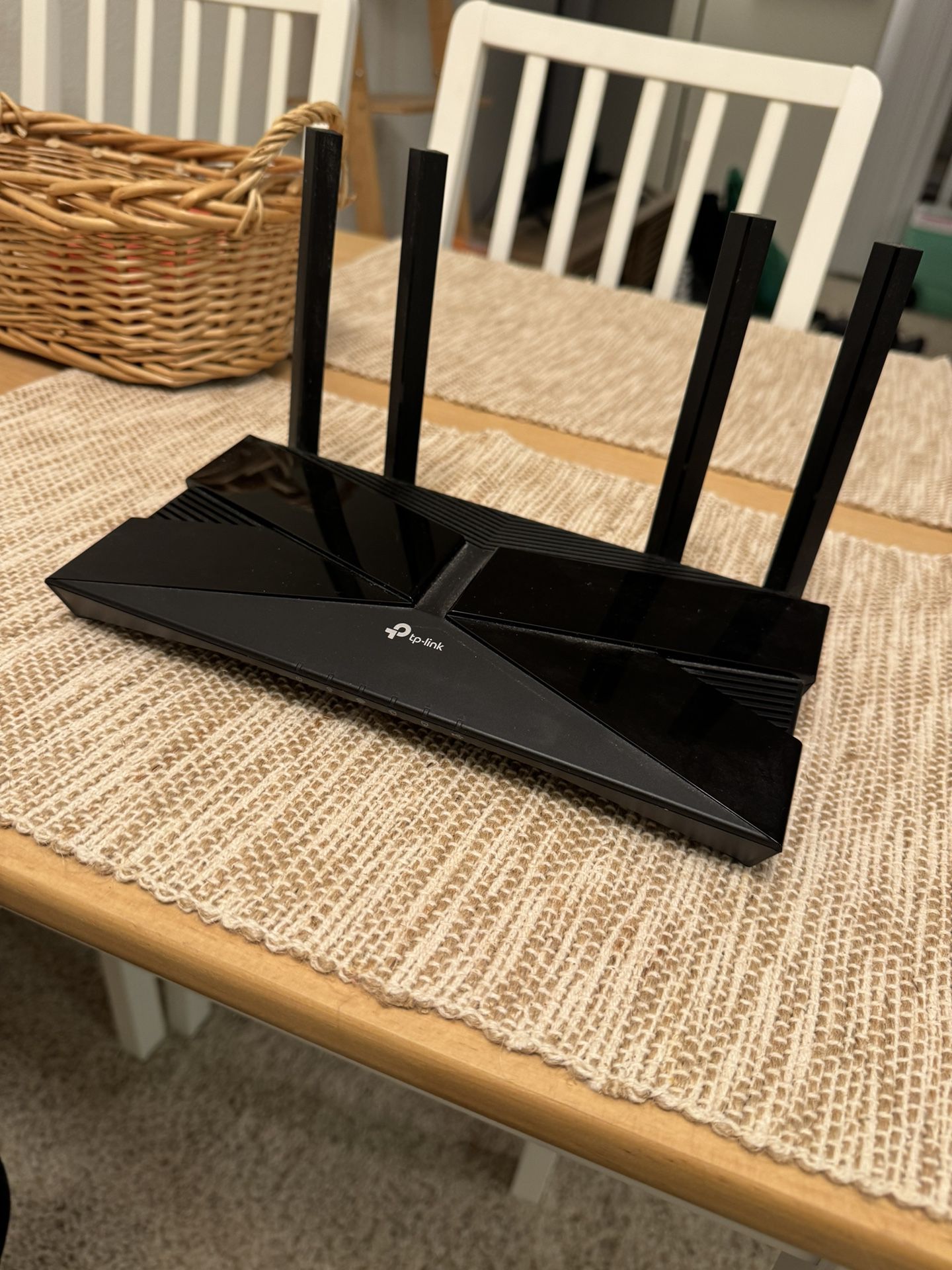 Fast WiFi Router (TP Link Archer AX20)