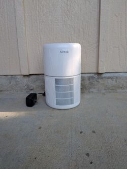 Mini air purifier
