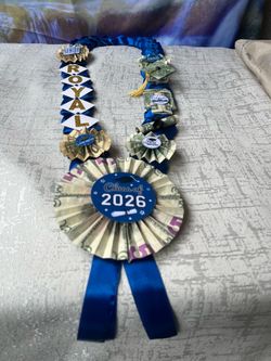 Graduation leis