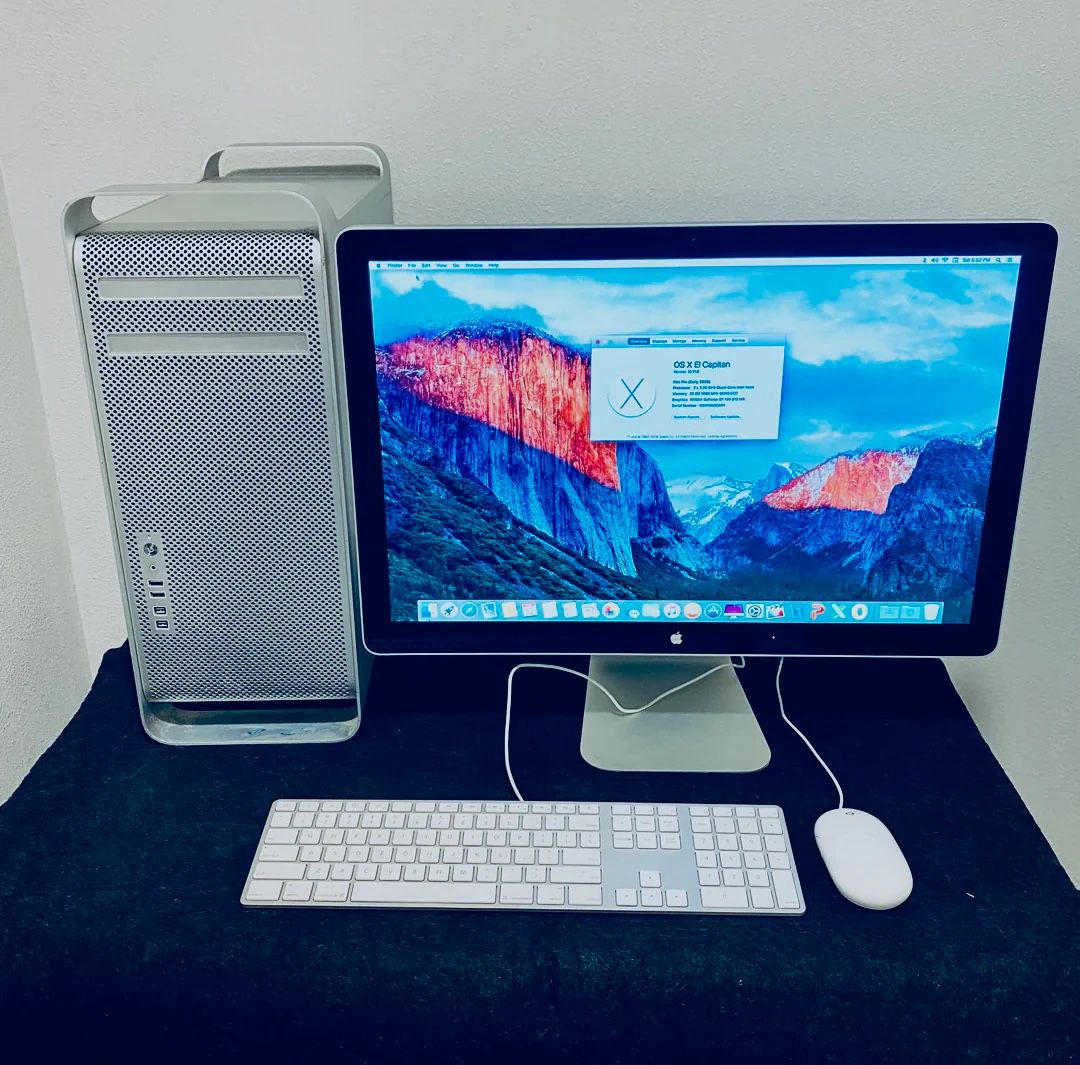 Apple Mac Pro Tower 4,1 Early 2009 A1289 32GB 2TB Quad-Core (8 Cores) 2 X 2.26GHZ with 24in. Apple Cinema Display Monitor & Apple Wired Keyboard and M