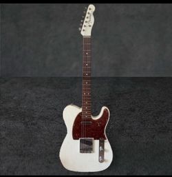 Fender Custom Shop Telecaster 1964 Limited Edition Relic 2022 - Aged Olympic White with Matching Headstock