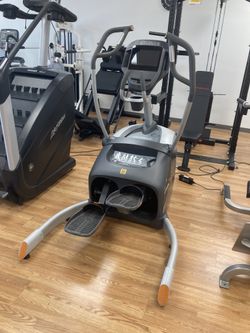 $1295.00 Octane Fitness Lateral