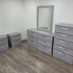 Dresser Whit Mirror, Chest And 2 Nightstands - Cómoda Con Espejo , Gavetero Y 2 Mesitas De Noche 