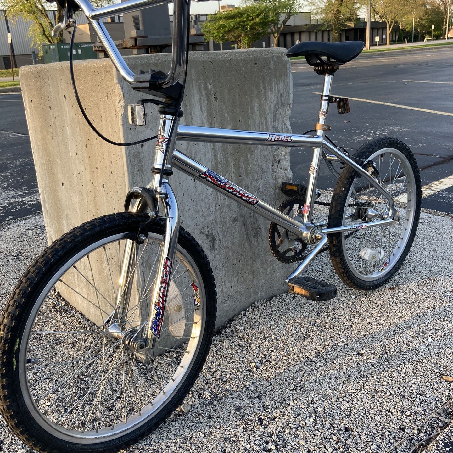 Gt Robinson Rebel Bmx Bike for Sale in Wheeling, IL - OfferUp
