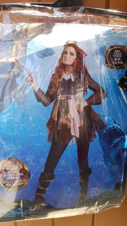 Disney Pirates of the Caribbean woman Costume (size S 4/6)