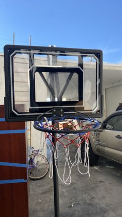 Basketball hoop