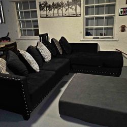 Sectional Black