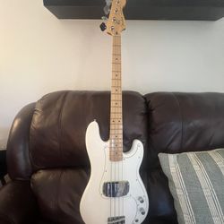 Fender P Bass