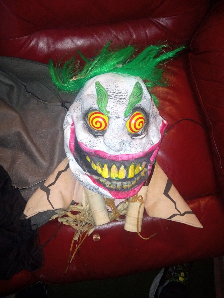 SPIRIT HOLLOWEEN MASK