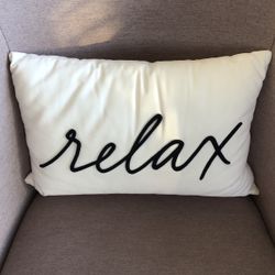 Toss Pillow 