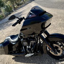 Black On Black 2020 Harley Davidson Road glide