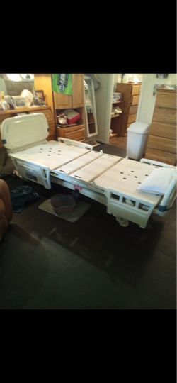 Electric hospital bed