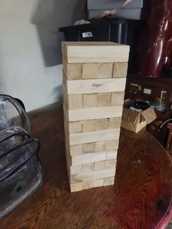 Spin Master Games

Giant Jumbling Tower Party Game

