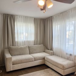 Modern Sectional Sofa with Chaise