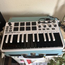 Akai MPK Mini MK3 Keyboard Controller