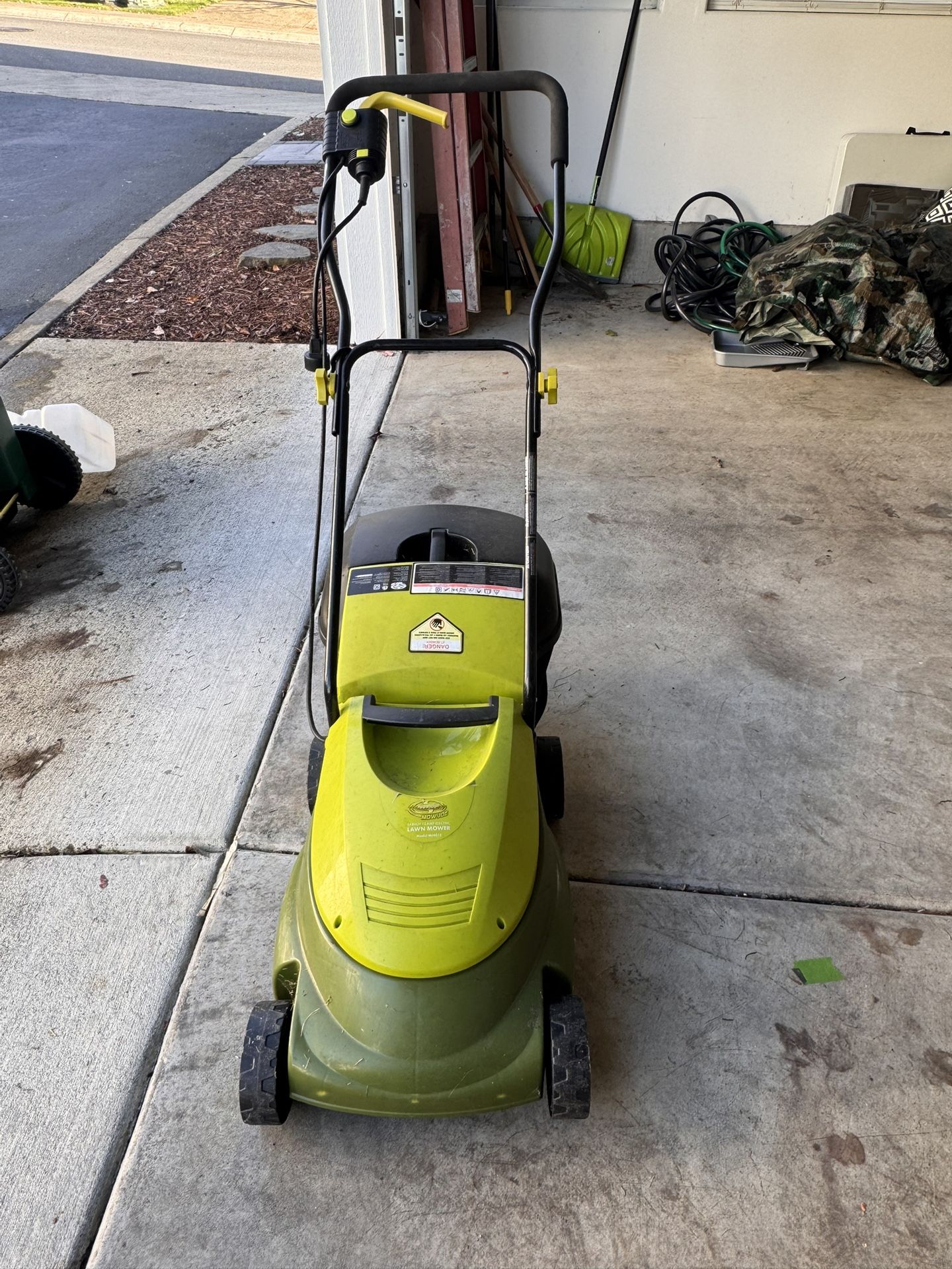 Sunjoe Electric Lawn Mower 