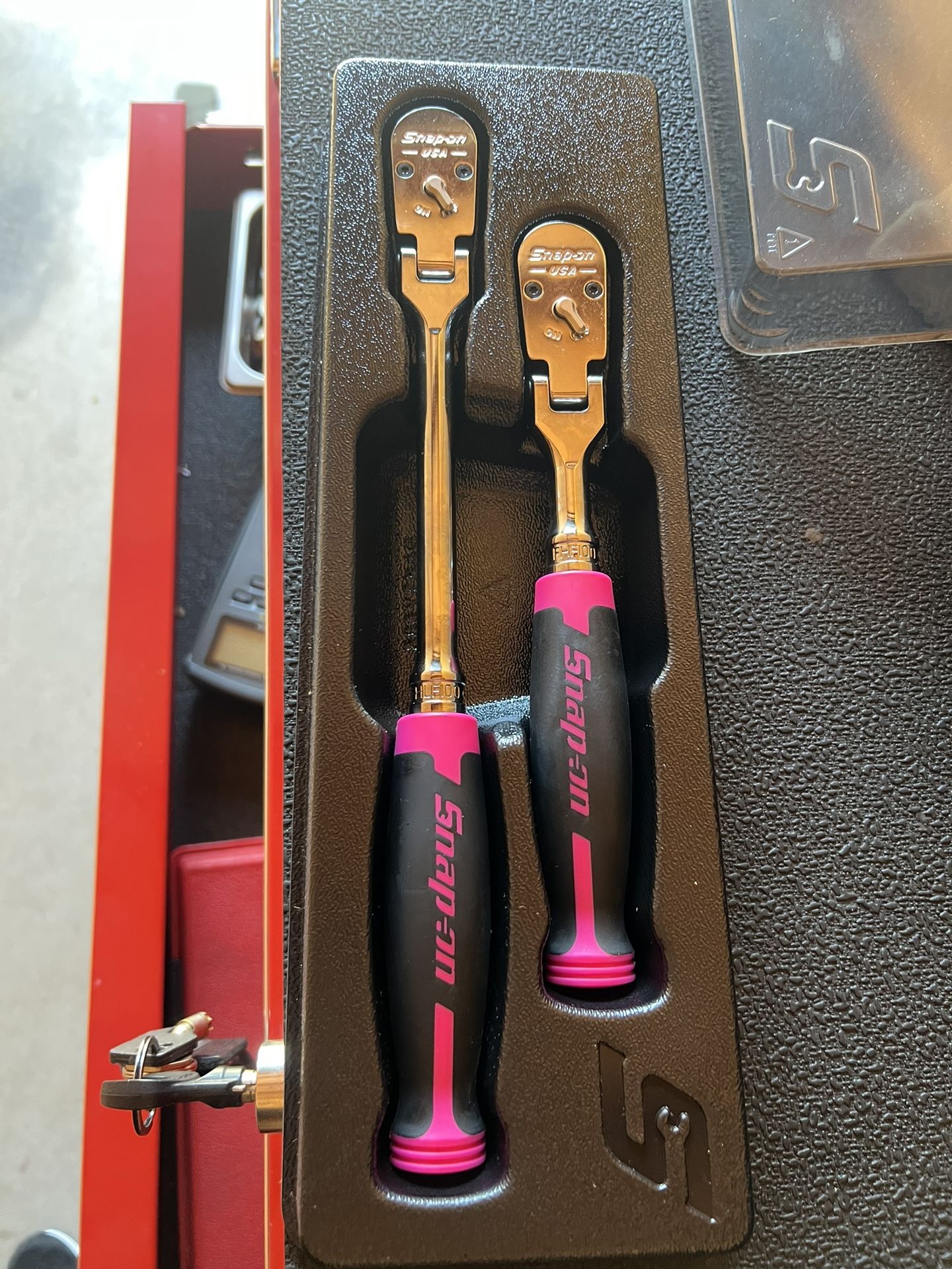 Snap On Breast Cancer Pink Ratchet Set