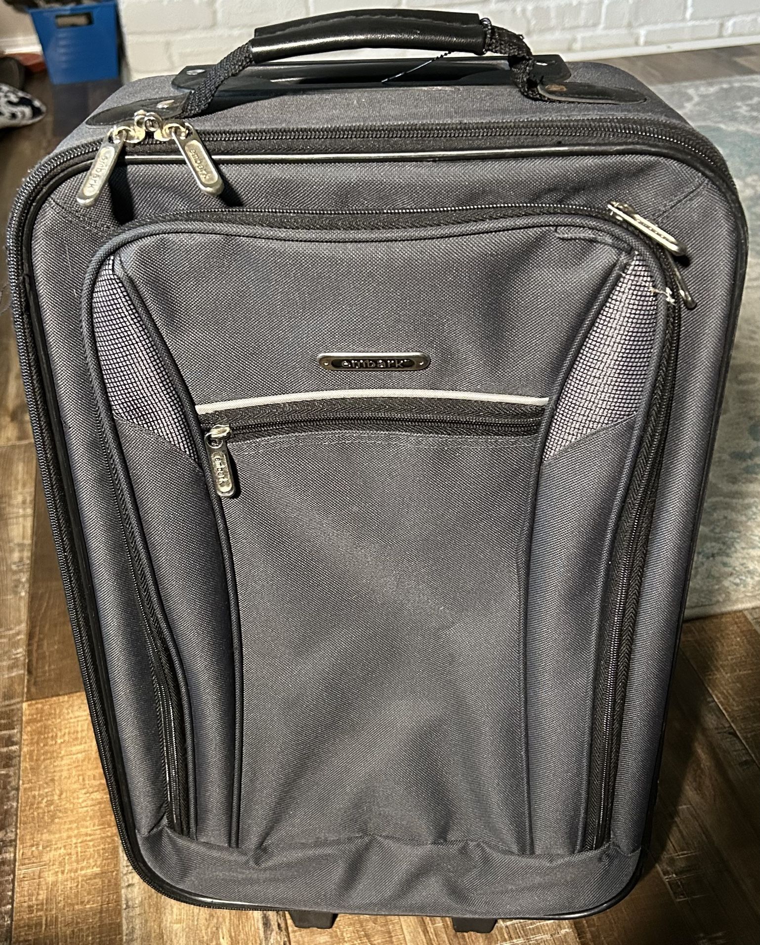 Embark Carry On Suitcase W/2 Wheels